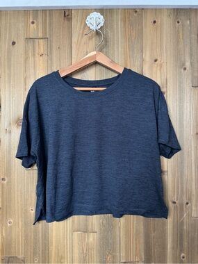 Women's Velocity Charcoal Heathered Boxy Short Sleeve Workout Top